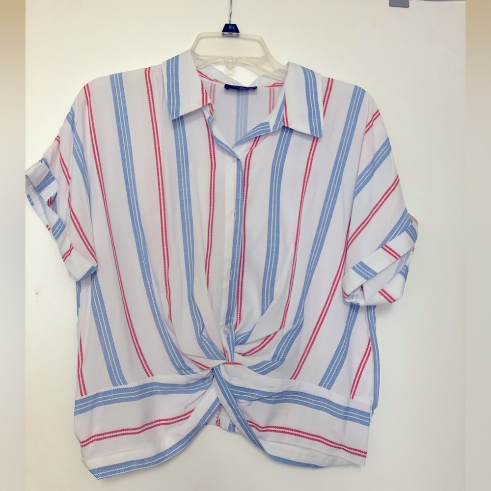 Lightweight crop top XL new w/o tags